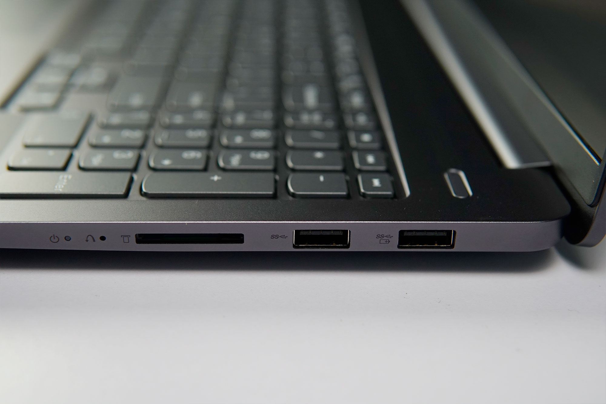 ideapad-5-pro-03lvn-1-7-1